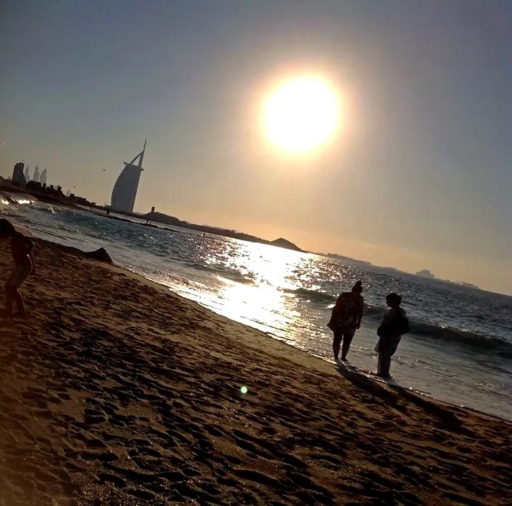 Il Burj Al Arab al tramonto